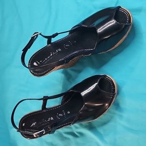 Contesa Italian Shoemaker Black Wedge Size 8